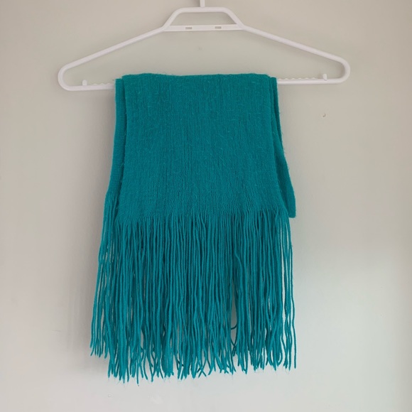 Scarves - Picture 3 of 7